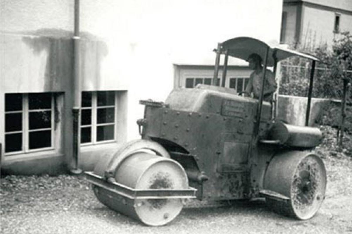 1936