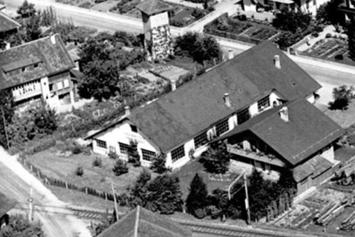 1944